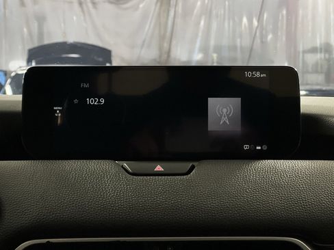 Used 2024 MAZDA CX-90 Plug-In Hybrid w/ Premium Pkg image 18