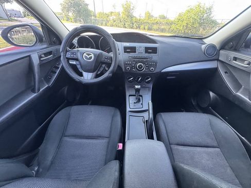 Used 2012 MAZDA MAZDA3 i Touring FWD image 8