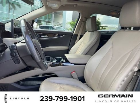 Used 2022 Lincoln Nautilus Reserve AWD/4WD image 10