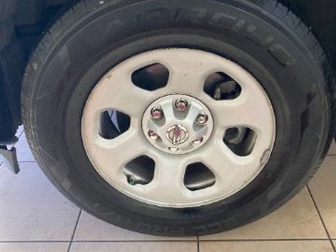 Used 2018 Nissan Titan S w/ S Utility Package image 24