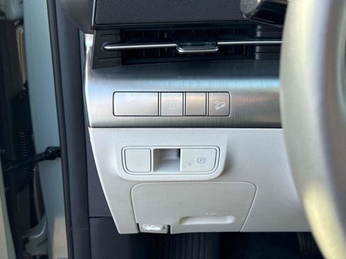 Used 2024 Hyundai Kona SEL image 30