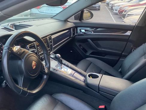 Used 2014 Porsche Panamera 4 w/ Premium Package image 15