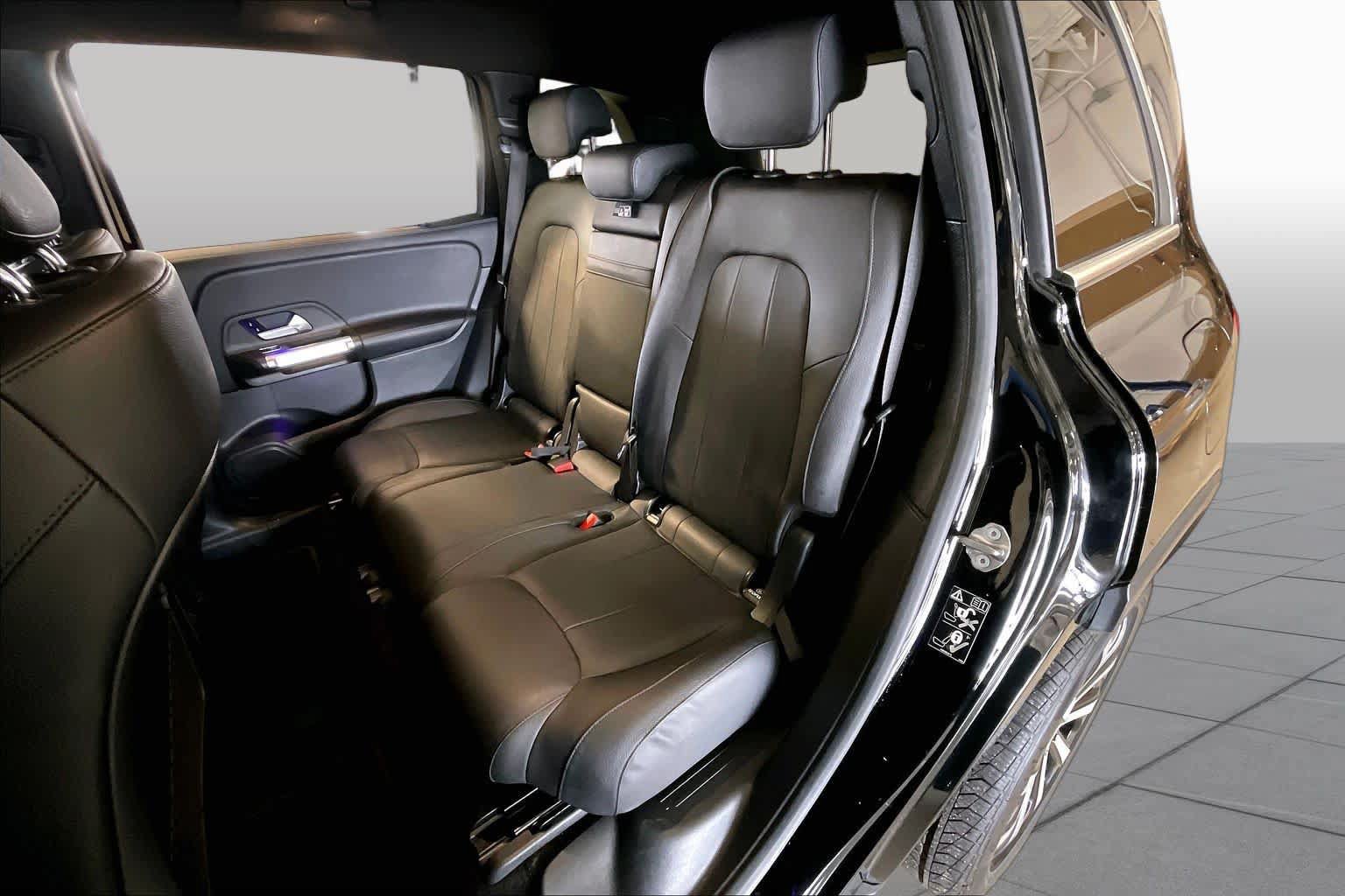 Used 2023 Mercedes-Benz GLB 250 image 18