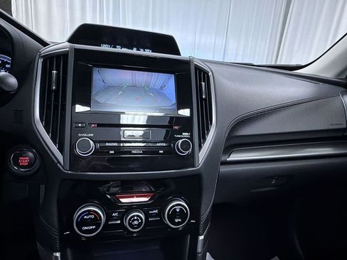 Used 2023 Subaru Forester Premium image 20