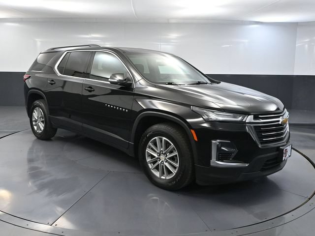 Used 2023 Chevrolet Traverse LT w/ LPO, Floor Liner Package AWD/4WD image 1