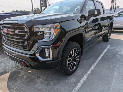 Used 2021 GMC Sierra 1500 AT4 AWD/4WD image 2