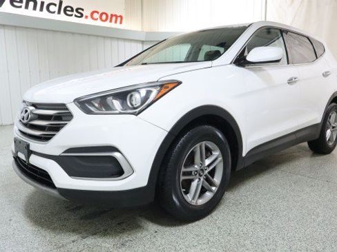 Used 2018 Hyundai Santa Fe Sport AWD/4WD image 2