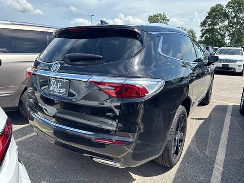 Used 2024 Buick Enclave Essence w/ Sport Touring Edition FWD image 7