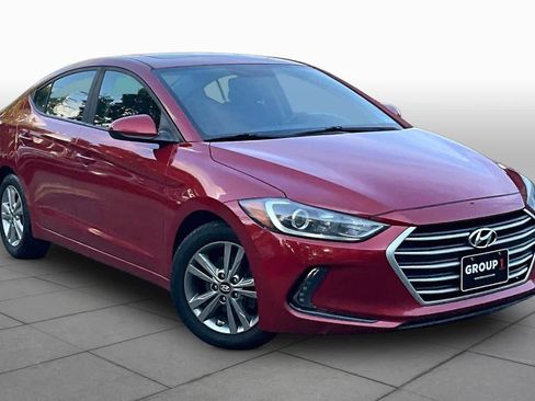 Used 2017 Hyundai Elantra Value Edition w/ Cargo Package FWD image 3