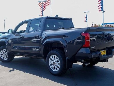 New 2025 Toyota Tacoma SR5 image 2