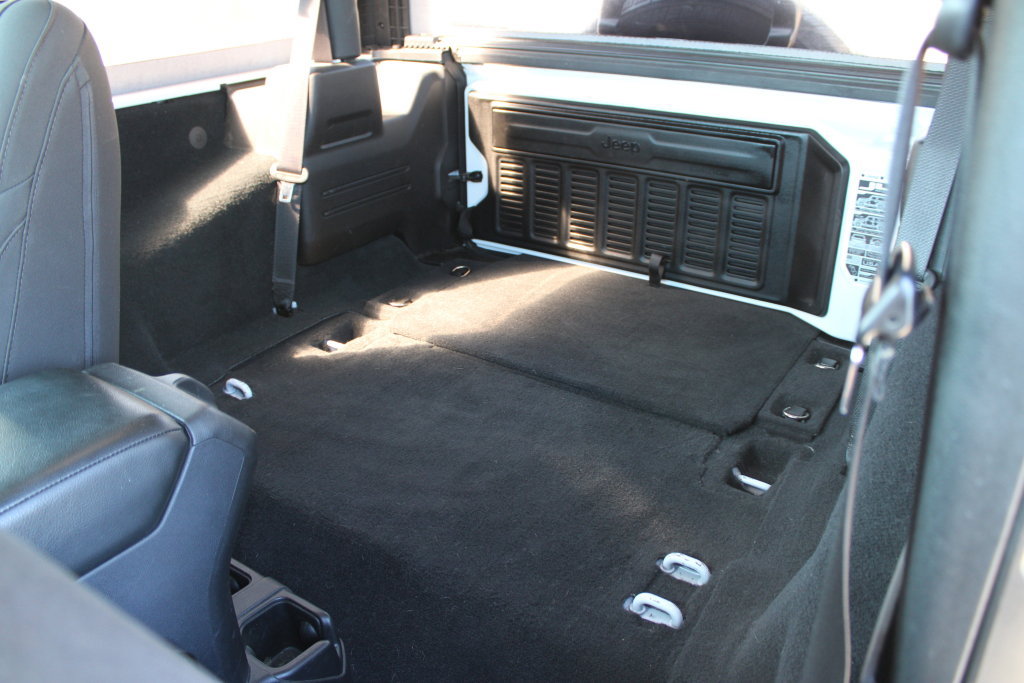 Used 2023 Jeep Wrangler Sport AWD/4WD image 14