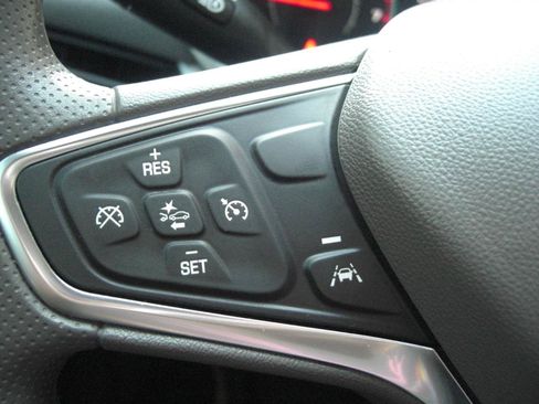Used 2024 Chevrolet Malibu LS FWD image 22