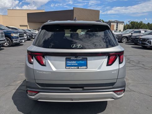 Certified 2025 Hyundai Tucson SEL AWD/4WD image 4