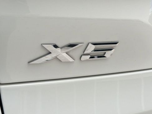 Used 2024 BMW X5 xDrive40i w/ Parking Assistance Package AWD/4WD image 33