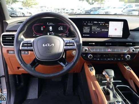 Used 2025 Kia Telluride EX X-Line AWD/4WD image 19