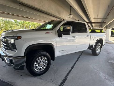 Used 2024 Chevrolet Silverado 3500 LTZ w/ LTZ Convenience Package AWD/4WD image 1