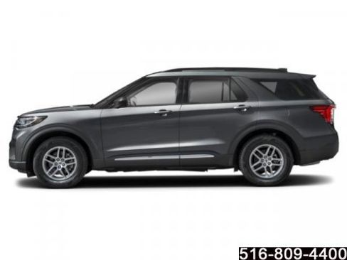 Used 2025 Ford Explorer Active image 4