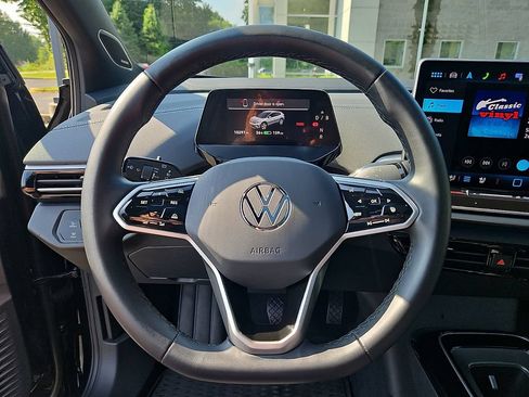 Used 2025 Volkswagen ID.4 Pro S Plus w/ ID.4 Black Package AWD/4WD image 21