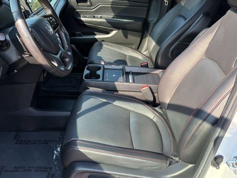 Used 2025 Honda Odyssey Sport-L image 5