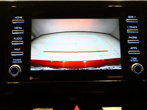 Used 2024 Toyota Camry SE image 36