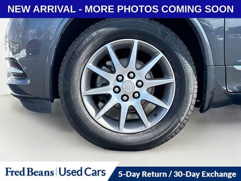 Used 2014 Buick Enclave Leather image 12