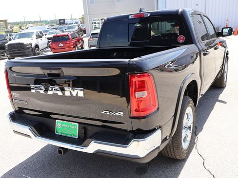 New 2026 RAM 1500 Big Horn AWD/4WD image 5