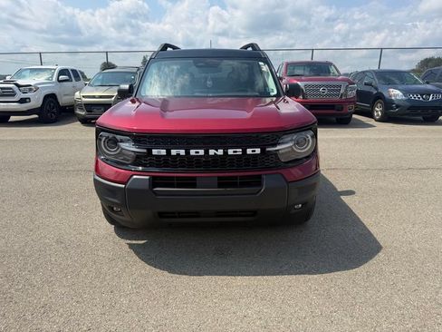 Used 2025 Ford Bronco Sport Outer Banks w/ Outer Banks Tech Package+ AWD/4WD image 11