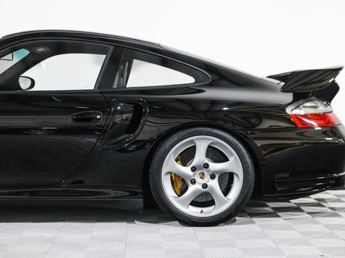 Used 2003 Porsche 911 GT2 RWD image 11
