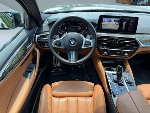 Used 2022 BMW 540i w/ M Sport Package RWD image 29