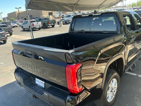 Certified 2025 Toyota Tundra SR5 AWD/4WD image 34