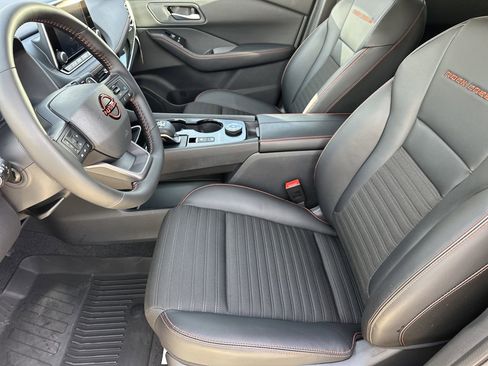 Used 2025 Nissan Rogue SV w/ Rock Creek Premium Package image 3