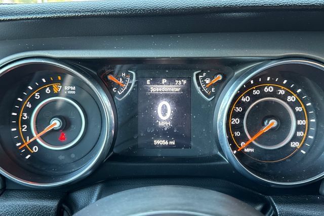 Used 2022 Jeep Gladiator Sport AWD/4WD image 40