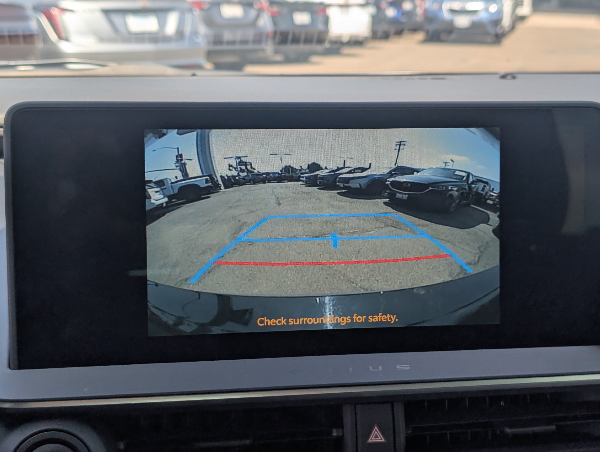 Used 2024 Toyota Prius XLE FWD image 23