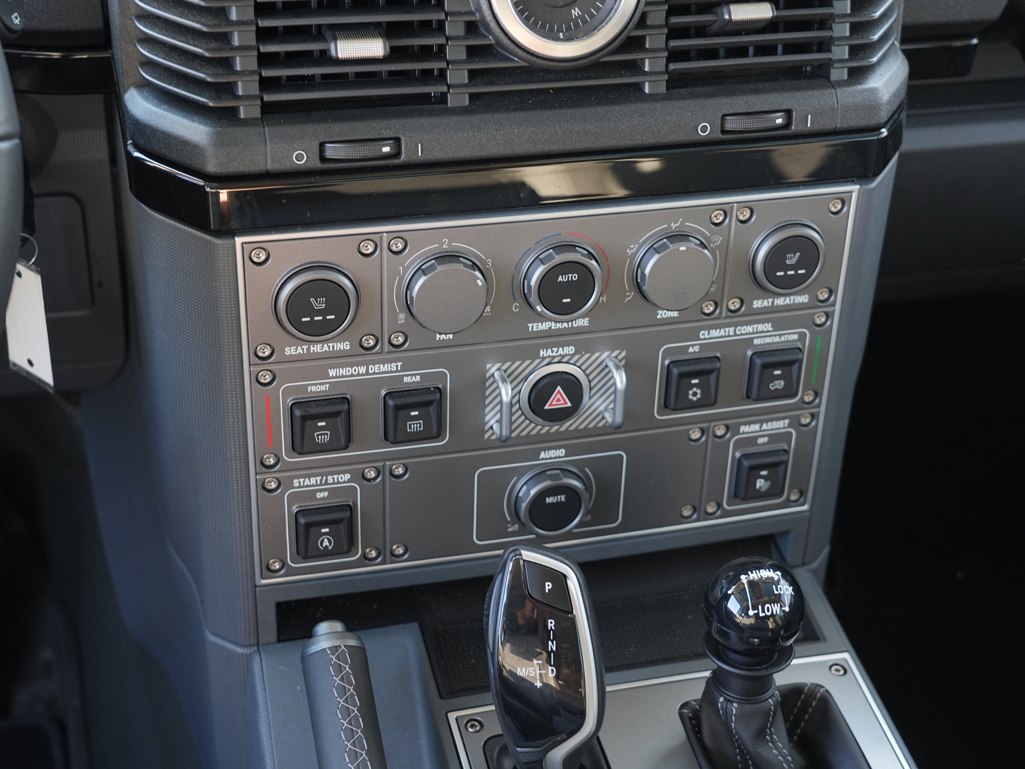 Used 2025 INEOS Grenadier Station Wagon AWD/4WD image 22