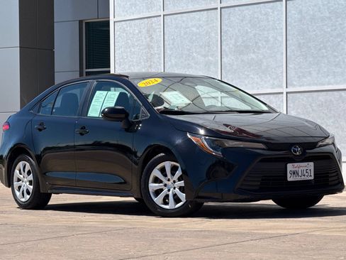 Certified 2024 Toyota Corolla LE FWD image 2