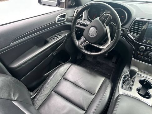 Used 2022 Jeep Grand Cherokee Limited AWD/4WD image 23