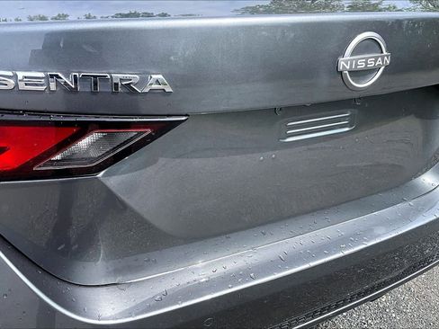 Used 2025 Nissan Sentra SV FWD image 31