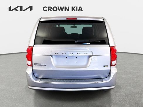 Used 2016 Dodge Grand Caravan SE w/ Quick Order Package 29E SE FWD image 6