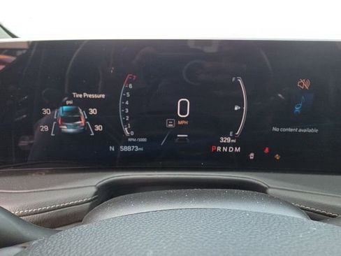 Used 2024 Cadillac XT4 Premium Luxury image 17