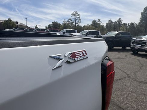 New 2026 GMC Sierra 1500 SLT w/ SLT Premium Plus Package AWD/4WD image 10