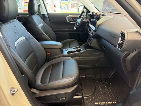 Certified 2025 Ford Bronco Sport Outer Banks w/ Outer Banks Tech Package+ AWD/4WD image 12