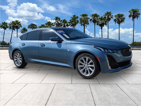 Used 2023 Cadillac CT5 Luxury image 2