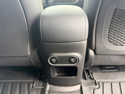 Used 2024 Hyundai Ioniq 5 SE image 41