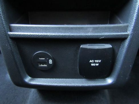 Used 2022 Ford Edge SEL w/ Sport Appearance Package image 29