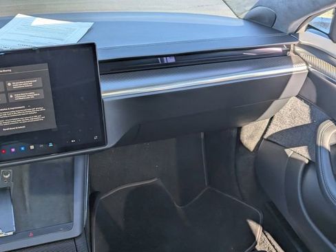 Used 2021 Tesla Model S Plaid image 19