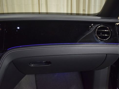 New 2026 Bentley Flying Spur Plug-In Hybrid image 26