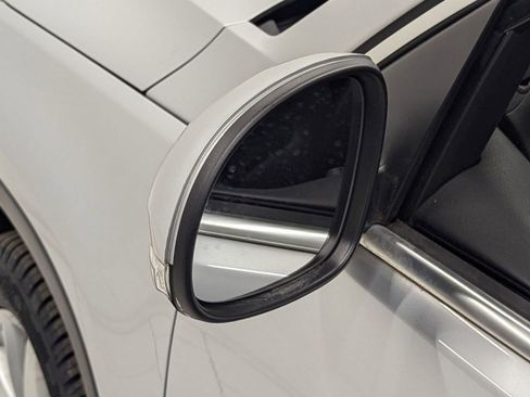 Used 2017 Volkswagen Tiguan Wolfsburg Edition image 34