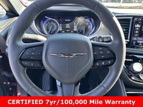 Used 2023 Chrysler Pacifica Limited w/ S Appearance Package image 29