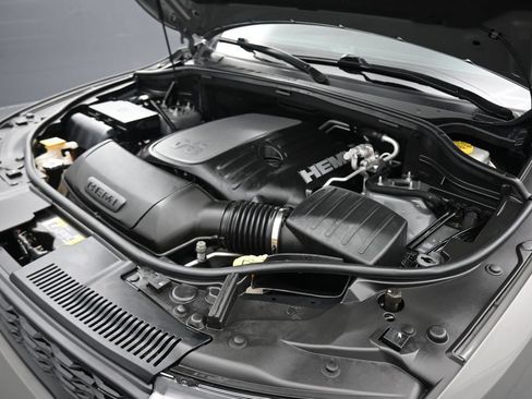 Used 2021 Dodge Durango R/T w/ Tow 'N Go Package AWD/4WD image 61