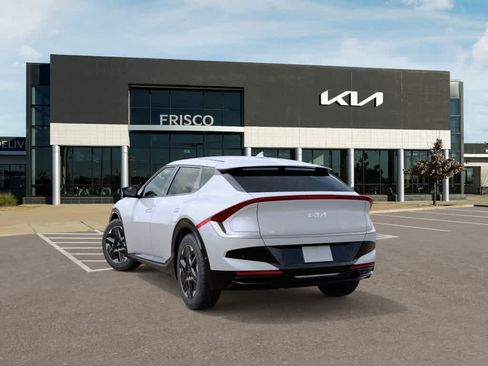 New 2026 Kia EV6 Wind RWD image 4